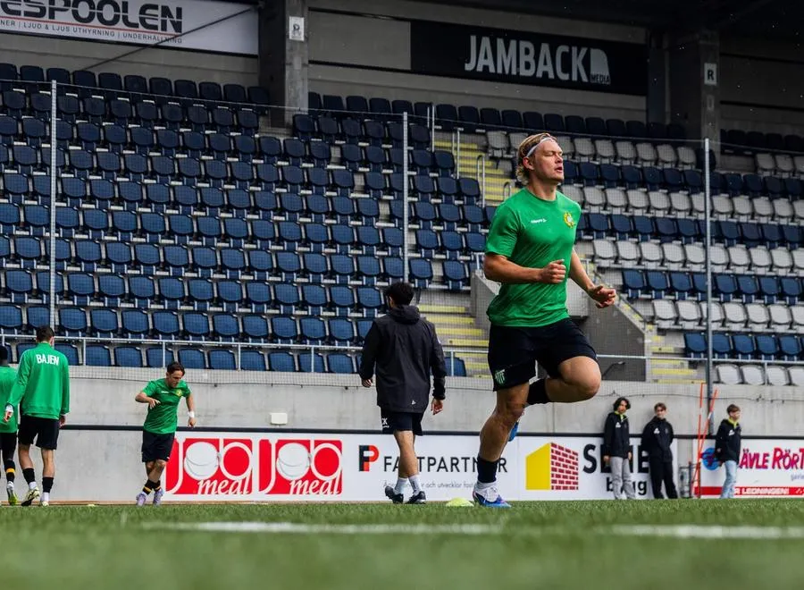 Bortamatch mot KB söndag 13.00 – se den i Bajen+