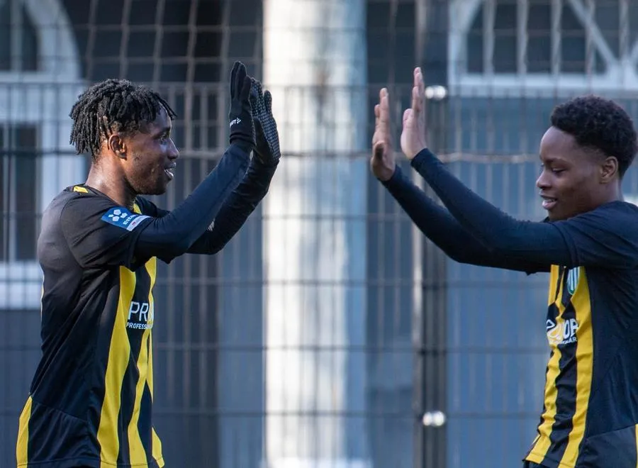 3-1-seger mot AFF – "Spelarna följer matchplanen bra"