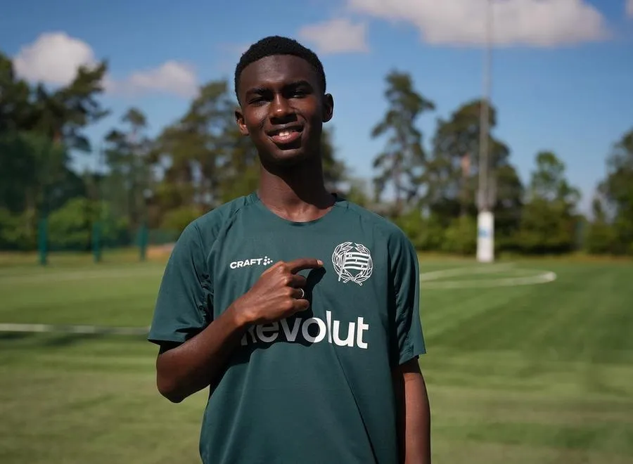 Alwaly Camara ansluter till HTFF